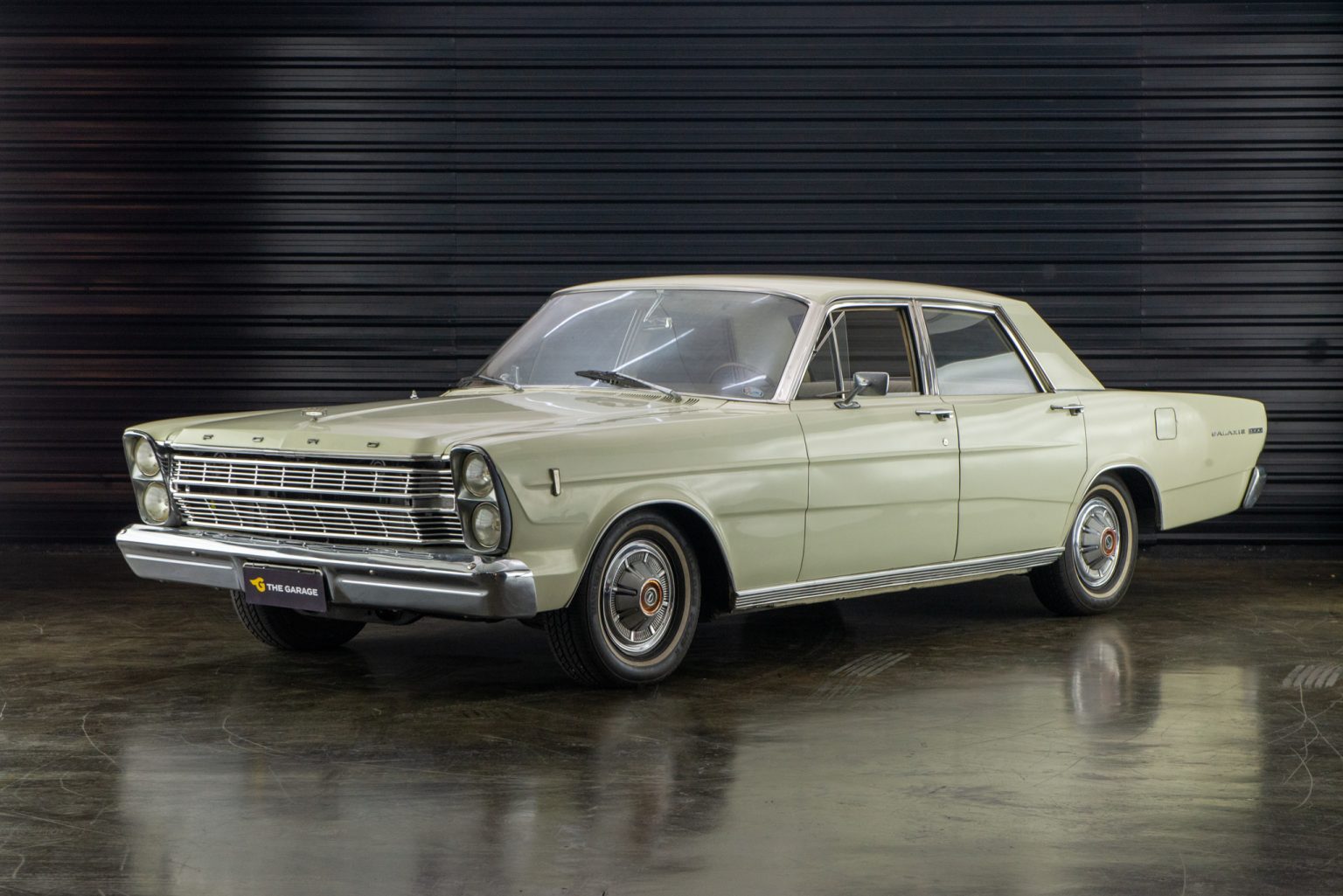 1968 Ford Galaxie a venda the garage