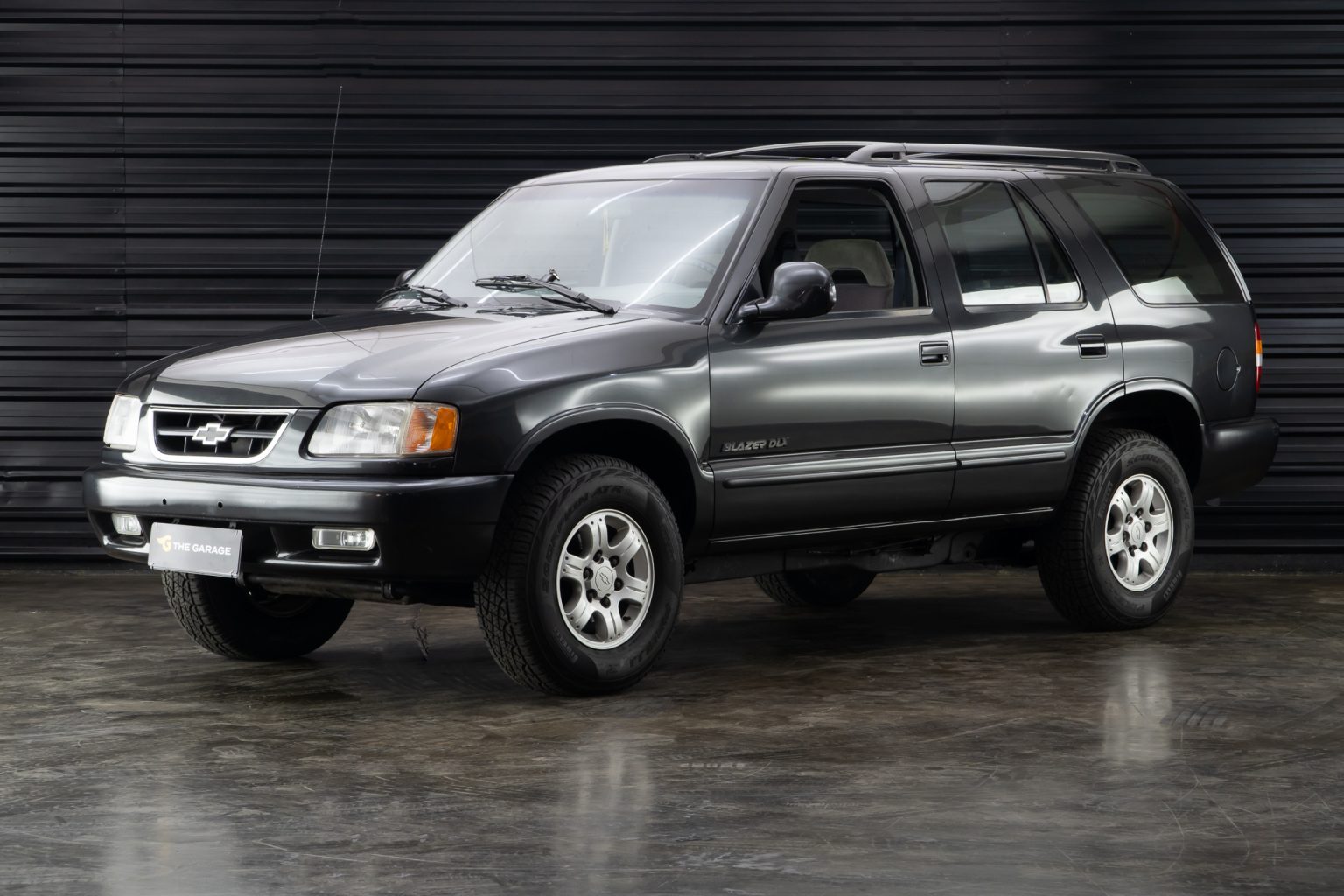1997 Chev Blazer DLX 4.3 V6 a venda the garage
